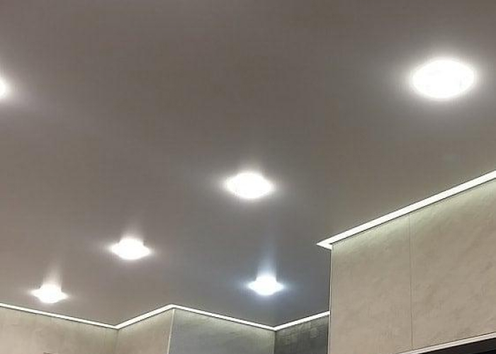 Натяжные потолки с подсветкой заказать недорого